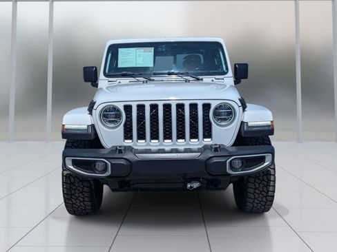 Used 2020 Jeep Gladiator Overland AWD/4WD image 8