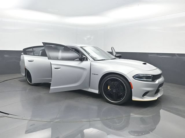Used 2022 Dodge Charger R/T w/ Blacktop Package RWD image 44