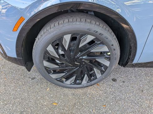 New 2026 Lincoln Nautilus Reserve AWD/4WD image 12