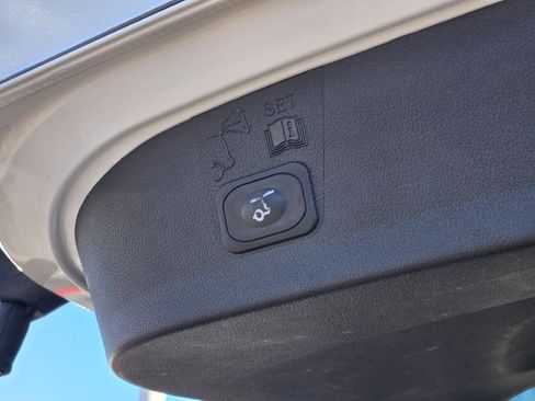 Used 2014 Ford Escape Titanium image 13