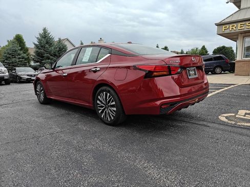 Used 2025 Nissan Altima 2.5 SV FWD image 3