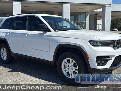 New 2025 Jeep Grand Cherokee Laredo