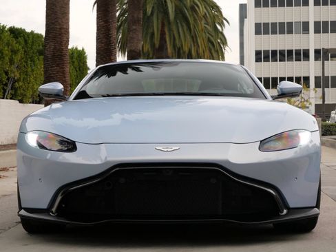 Used 2020 Aston Martin V8 Vantage Coupe RWD image 7