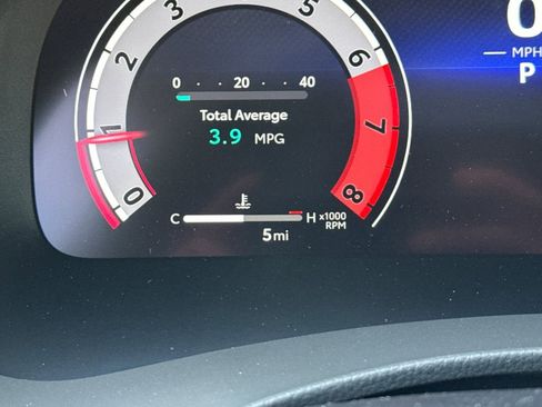 New 2026 Toyota Highlander XSE image 28