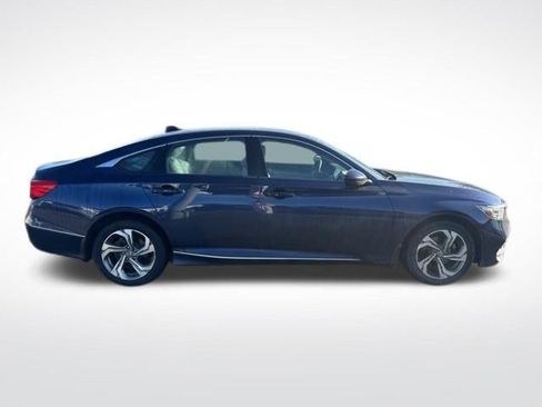 Used 2020 Honda Accord EX image 5