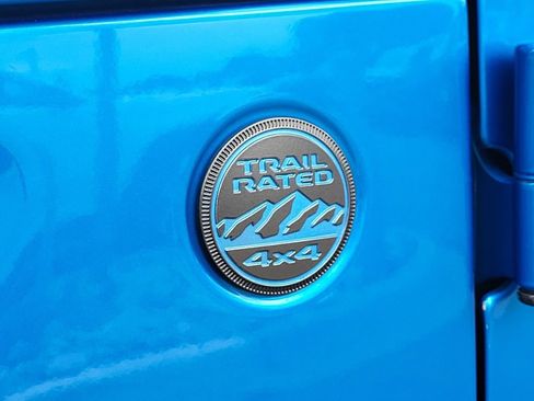 Used 2024 Jeep Wrangler Unlimited Rubicon 4xe AWD/4WD image 12