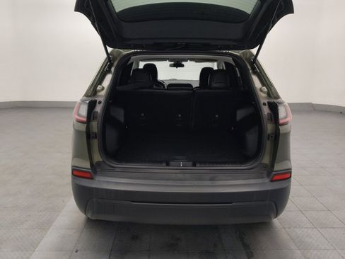 Used 2019 Jeep Cherokee Latitude Plus image 29