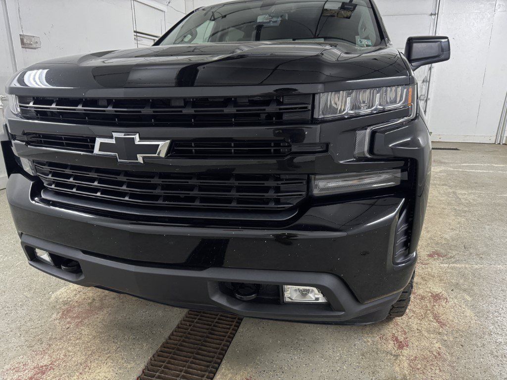 Used 2019 Chevrolet Silverado 1500 RST w/ All-Star Edition AWD/4WD image 4