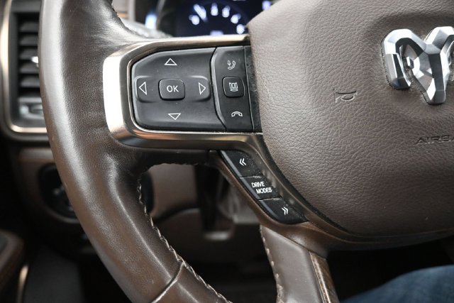 Used 2025 RAM 1500 Limited AWD/4WD image 12