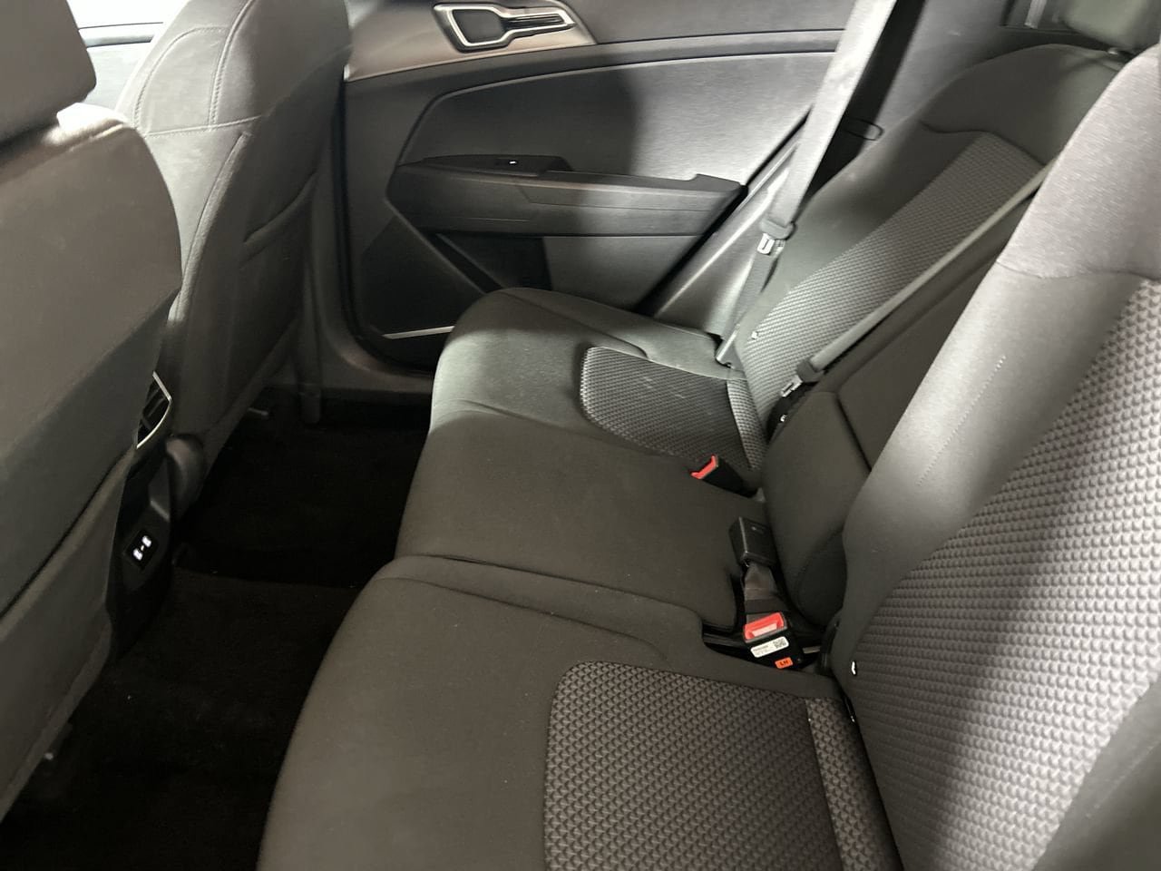 Used 2026 Kia Sportage LX FWD image 24