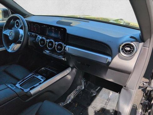 Certified 2026 Mercedes-Benz GLB 250 4MATIC image 24