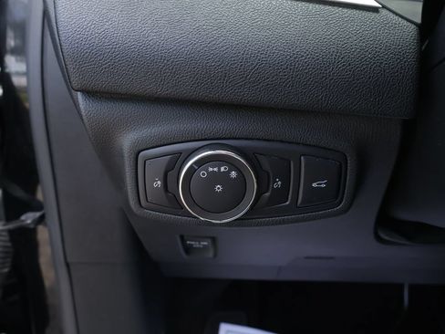 Used 2017 Lincoln MKC Reserve FWD image 28