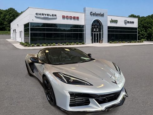 Used 2024 Chevrolet Corvette Z06 RWD image 7