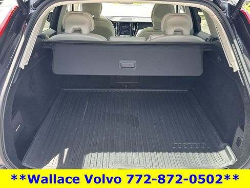 Used 2023 Volvo XC60 B5 Plus w/ Protection Package Premier FWD image 11