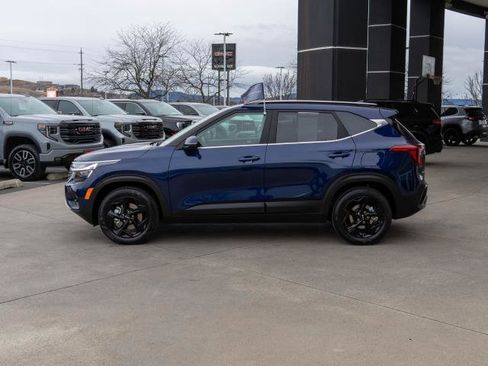 Certified 2026 Kia Seltos EX w/ EX Sunroof Package AWD/4WD image 4