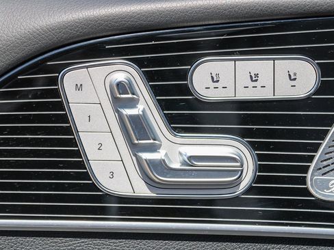 Certified 2024 Mercedes-Benz GLS 450 4MATIC image 23