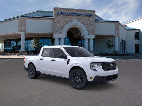 New 2025 Ford Maverick XLT w/ Equipment Group 302A image 7