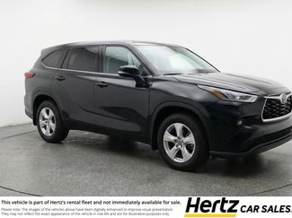 Used 2025 Toyota Highlander LE video 1