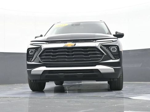 Used 2025 Chevrolet TrailBlazer LT AWD/4WD image 52