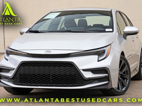 Used 2024 Toyota Corolla SE w/ SE Premium Package FWD image 1