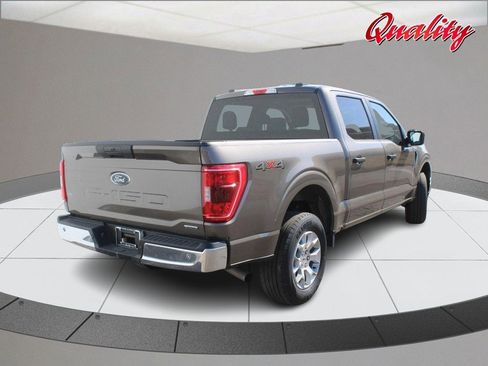 Used 2023 Ford F150 XLT image 3