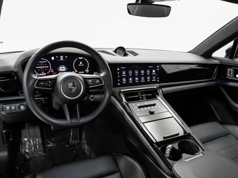 Certified 2025 Porsche Panamera Turbo AWD/4WD image 13