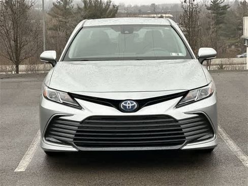 Used 2024 Toyota Camry LE image 28