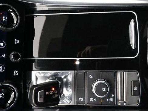 Used 2018 Land Rover Range Rover Sport HSE Dynamic image 20