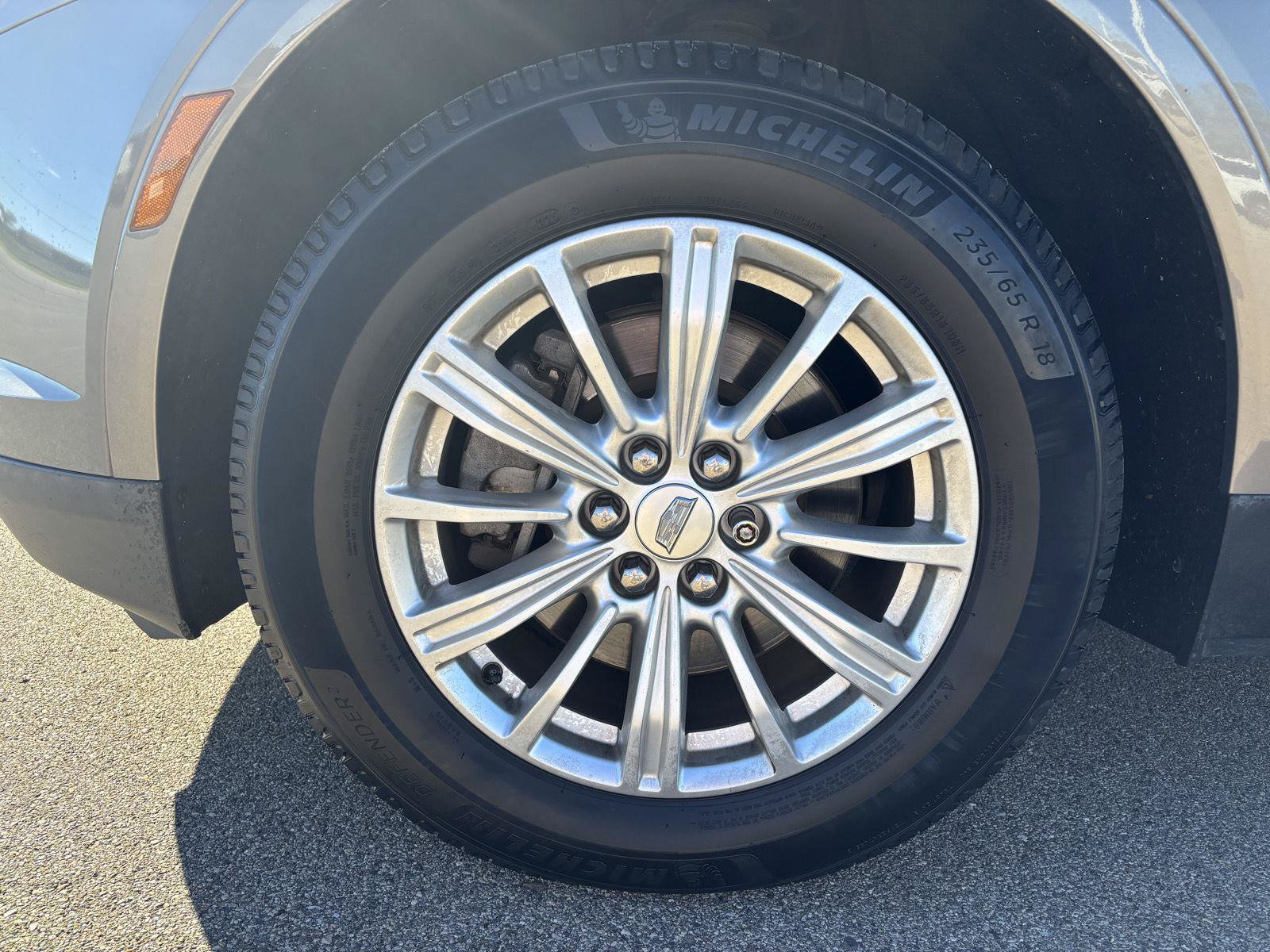 Used 2018 Cadillac XT5 FWD w/ LPO, Wheel Lock Package image 7