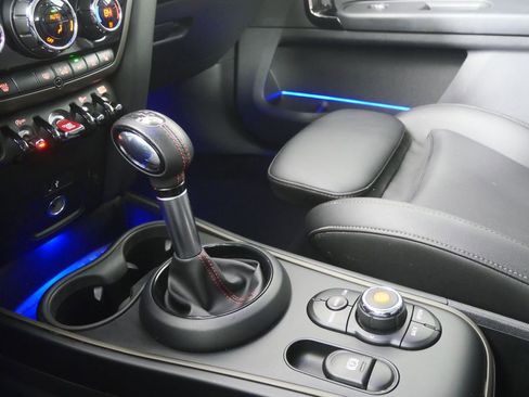 Used 2019 MINI Cooper Countryman S w/ Premium Package image 25