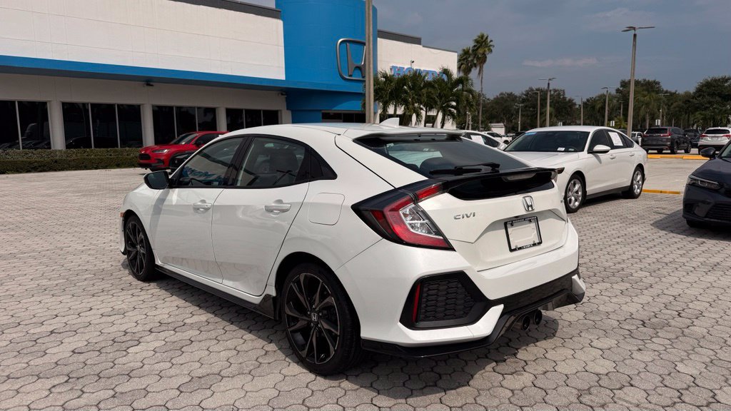 Used 2018 Honda Civic Sport image 10