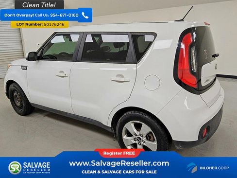 Used 2017 Kia Soul FWD image 3