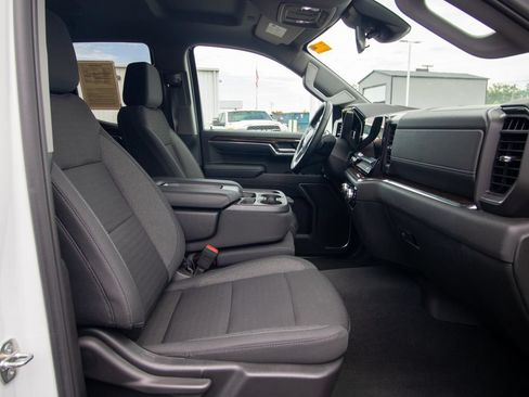 Used 2024 GMC Sierra 1500 Elevation AWD/4WD image 17