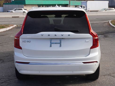 Used 2024 Volvo XC90 T8 Plus w/ Protection Package image 17