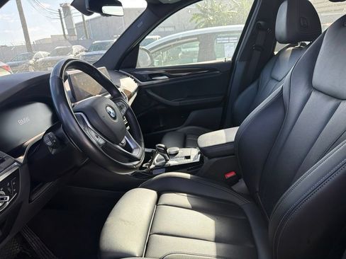 Used 2024 BMW X3 sDrive30i RWD image 2
