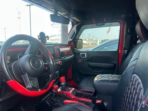 Used 2021 Jeep Gladiator Sport AWD/4WD image 10