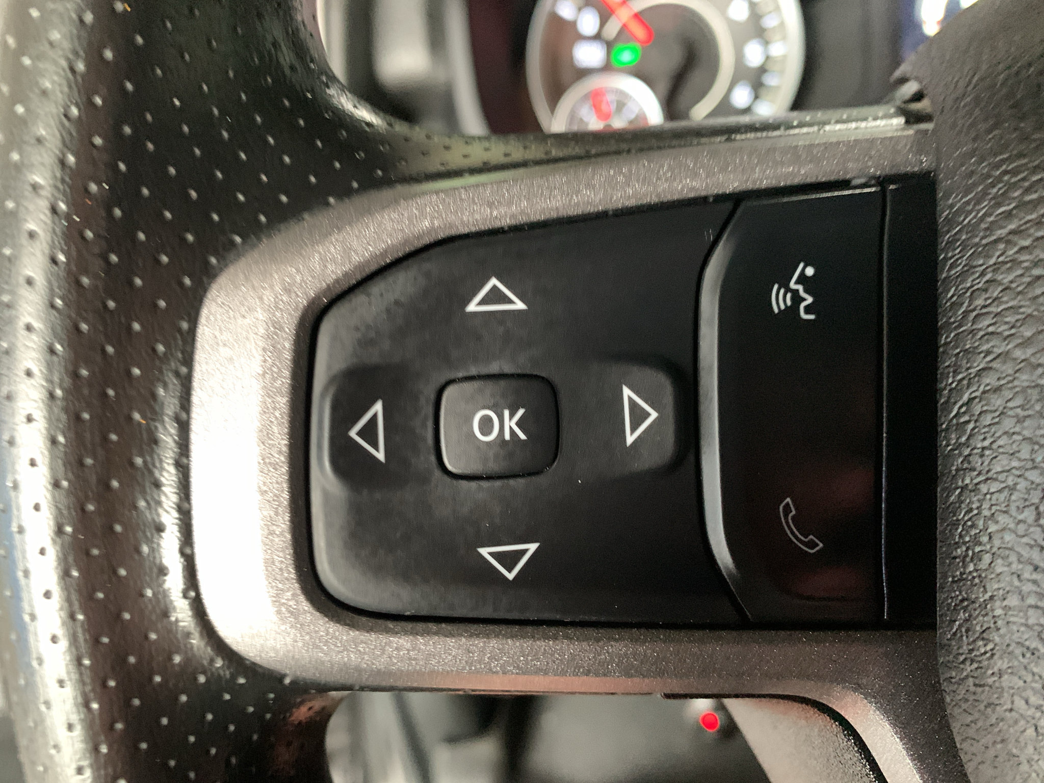Used 2024 RAM 2500 Tradesman w/ Chrome Appearance Group AWD/4WD image 20
