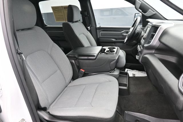 Used 2023 RAM 1500 Big Horn AWD/4WD image 32