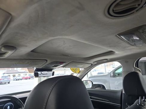 Used 2024 Kia Telluride SX Prestige w/ Towing Package image 13