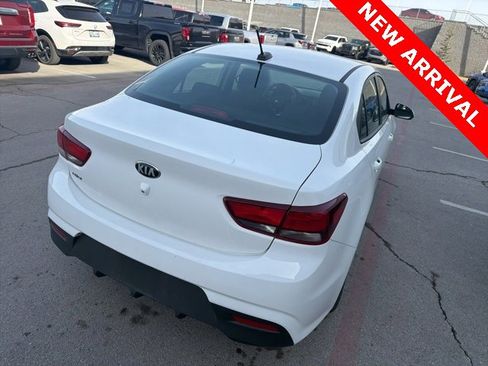 Used 2019 Kia Rio LX image 3
