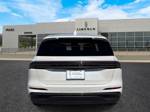 New 2026 Lincoln Nautilus Premier w/ Equipment Group 102A AWD/4WD image 4