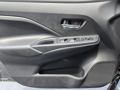 Used 2025 Nissan Versa SV w/ Trunk Package FWD image 30