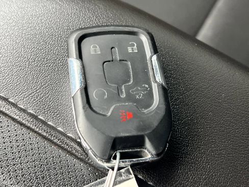 Used 2020 Chevrolet Silverado 2500 High Country w/ Z71 Off-Road Package image 27