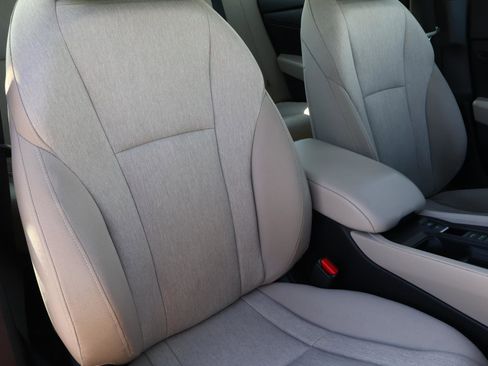 Used 2023 Honda Accord EX image 17