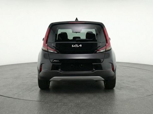 Used 2025 Kia Soul LX w/ LX Technology Package image 7