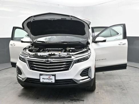 Used 2022 Chevrolet Equinox Premier AWD/4WD image 40