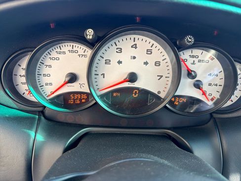 Used 2000 Porsche 911 Carrera RWD image 17