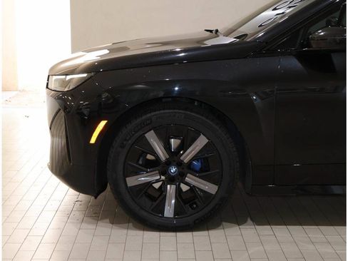 Certified 2023 BMW iX xDrive50 w/ Premium Package AWD/4WD image 4