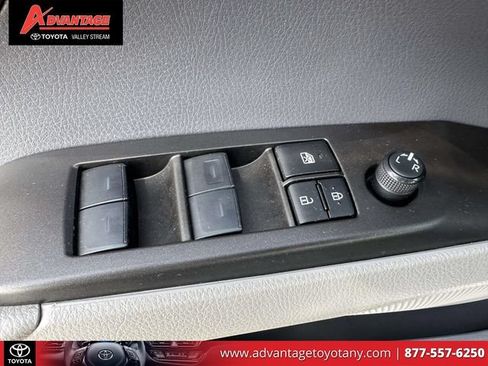 Certified 2024 Toyota Camry SE FWD image 22