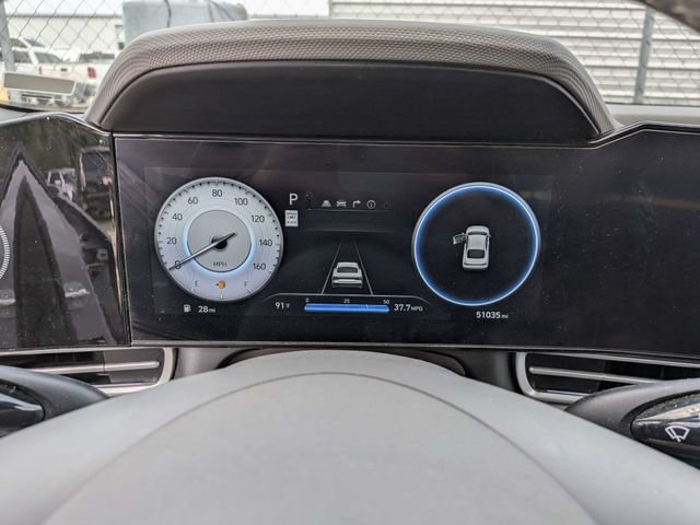 Used 2025 Hyundai Elantra SEL FWD image 16